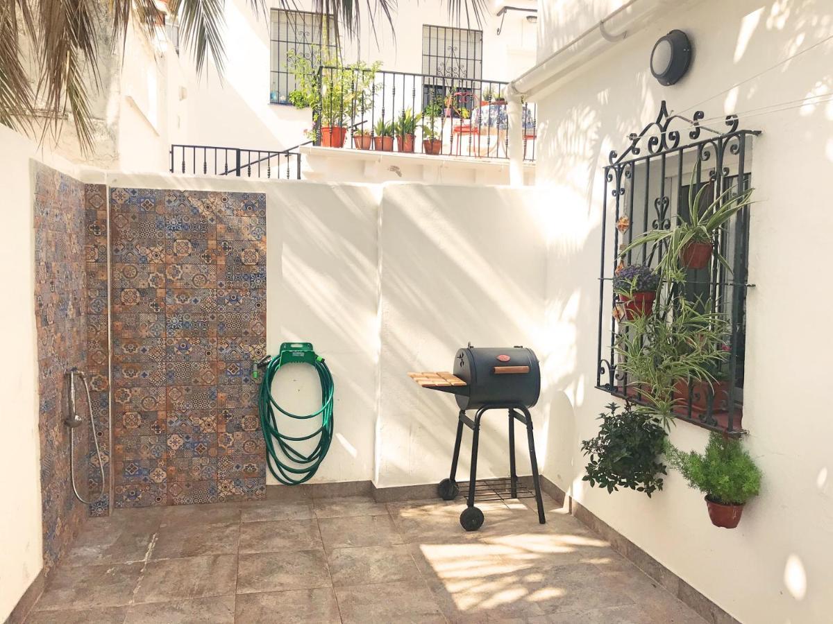 Town House With Patio In Quiet Residential Area 10 Min From Beach Torremolinos Extérieur photo
